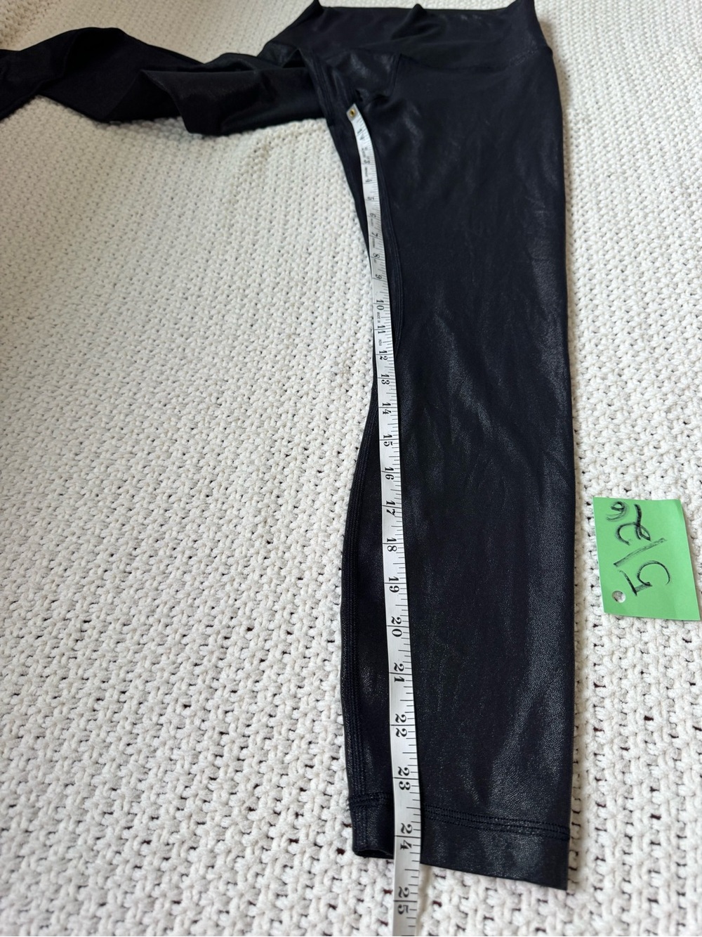 Lululemon Athletica High-Rise Shiny Black Leggings size 4 - Picture 7 of 9